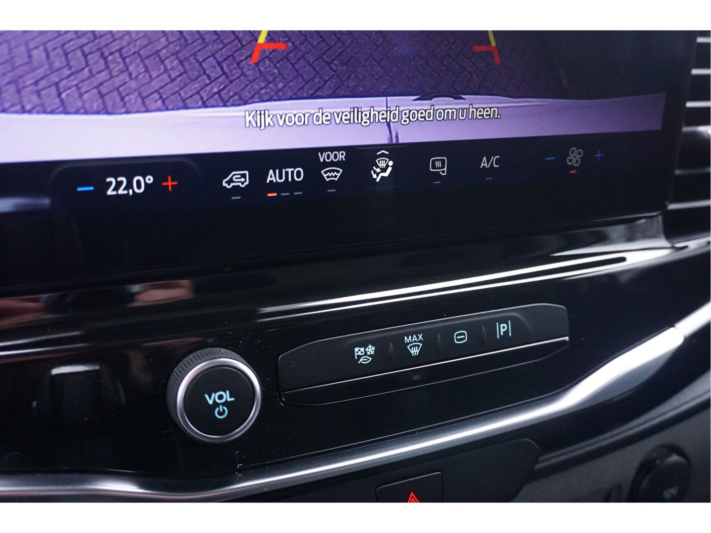 Ford Transit 350L 170PK L3H2 Limited AUT BPM VRIJ!! 12" Sync4 Navi + Camera, LM Velg, Xenon!! NR. 225