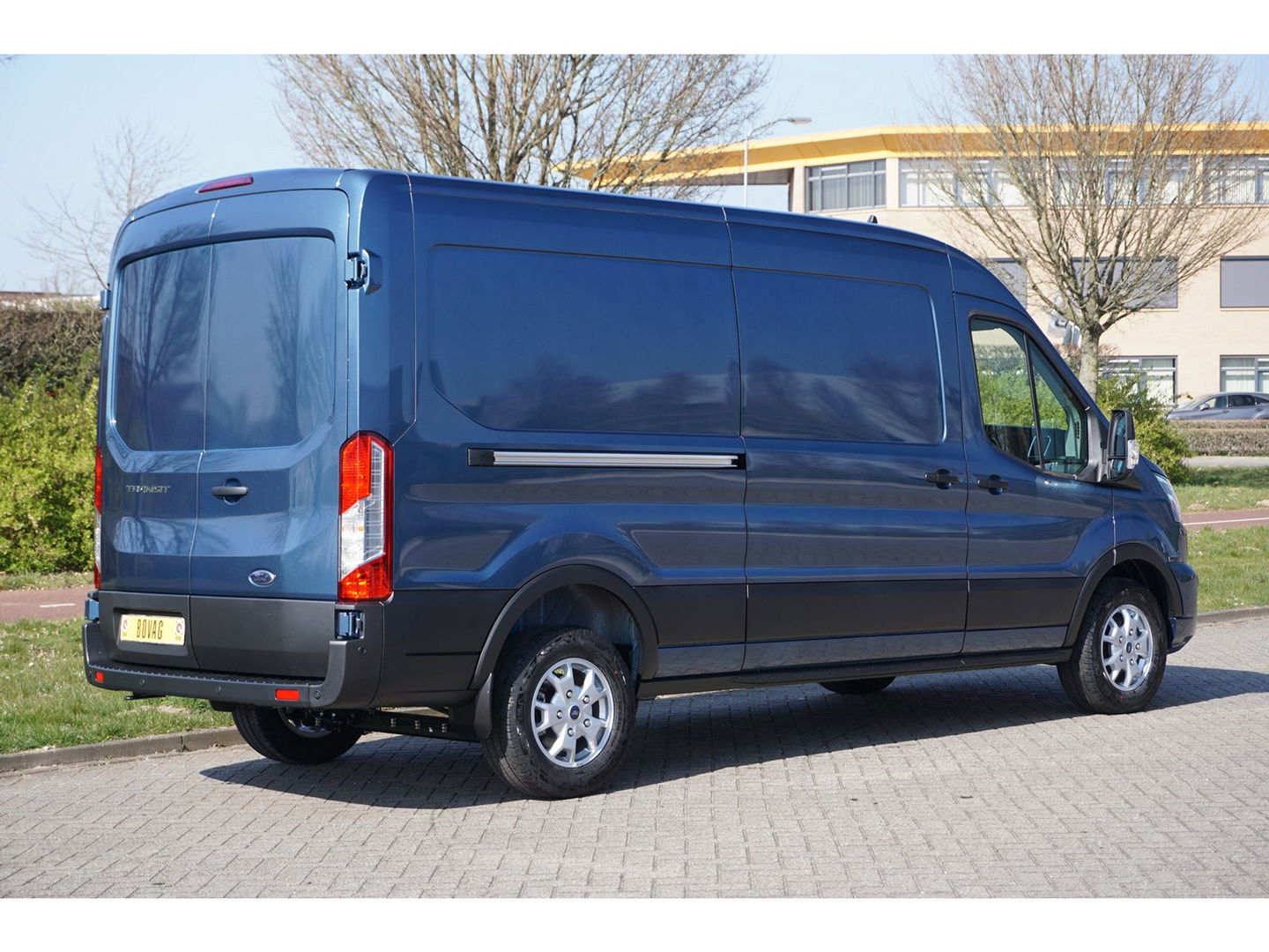 Ford Transit 350L 170PK L3H2 Limited AUT BPM VRIJ!! 12" Sync4 Navi + Camera, LM Velg, Xenon!! NR. 225