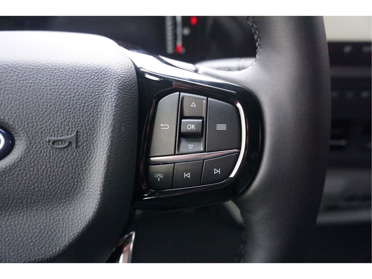 Ford Transit Custom 300L 136PK Limited BPM VRIJ!! Navi, Cam, Adap. Cruise, 16" LM, Trekhaak!! NR. 245