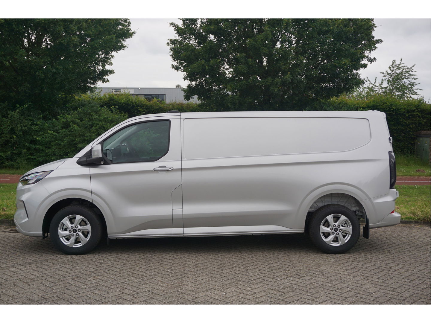 Ford Transit Custom 300L 170PK Limited AUT BPM VRIJ!! Navi, Cam, Adap. Cruise, LM Velg, LED!! NR. 663