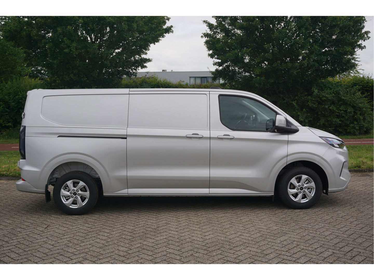 Ford Transit Custom 300L 170PK Limited AUT BPM VRIJ!! Navi, Cam, Adap. Cruise, LM Velg, LED!! NR. 663
