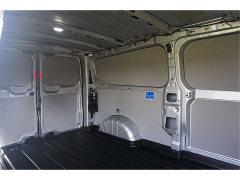 Ford Transit Custom 300L 170PK Limited AUT BPM VRIJ!! Navi, Cam, Adap. Cruise, LM Velg, LED!! NR. 663