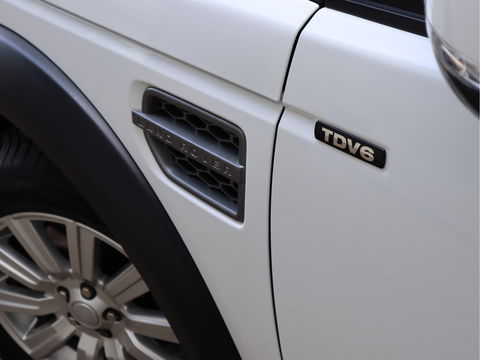 Land Rover Discovery 3.0 TD V6 Euro 6 - Grijs Kenteken - Cruise Controle - 3,5t KG Trekhaak