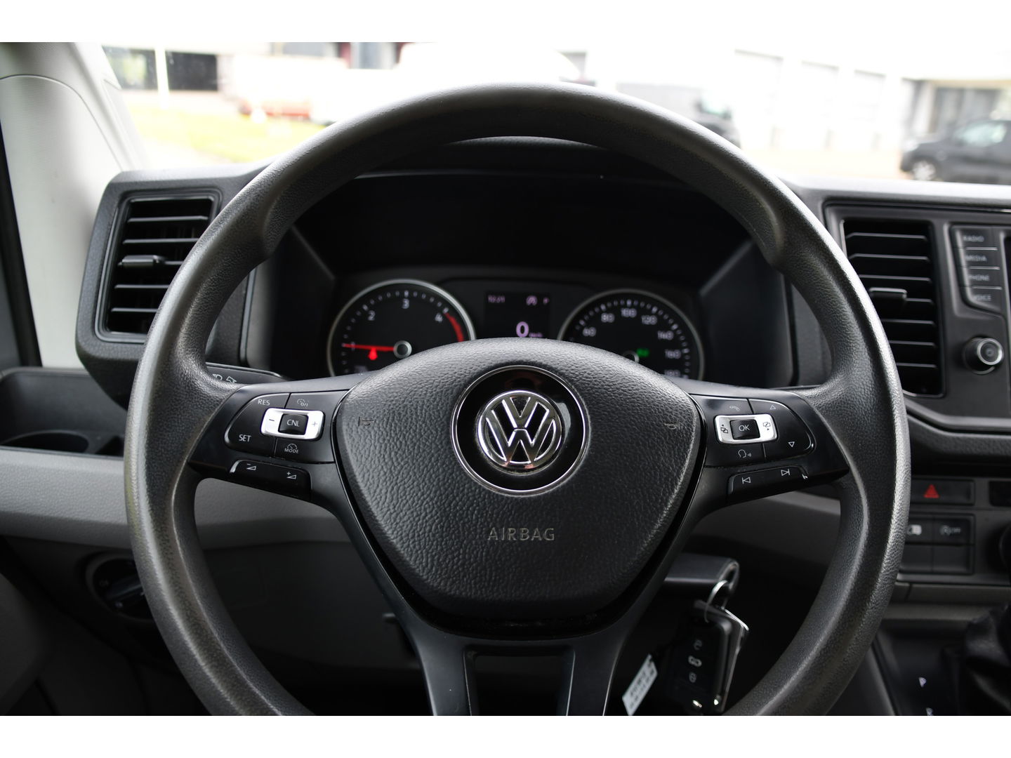 Volkswagen Crafter 35 2.0 TDI L3H3 Highline Camera, Cruise, LED, 177PK, Carplay, Automaat, Standkachel, Multimedia, Airco VERKOCHT...Gefeliciteerd Mack & Tos.