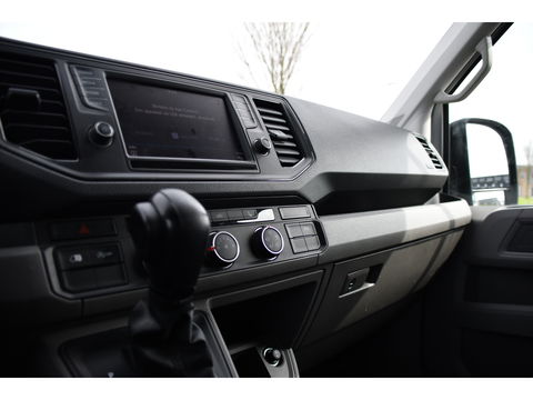 Volkswagen Crafter 35 2.0 TDI L3H3 Highline Camera, Cruise, LED, 177PK, Carplay, Automaat, Standkachel, Multimedia, Airco VERKOCHT...Gefeliciteerd Mack & Tos.