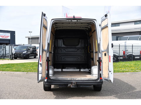 Volkswagen Crafter 35 2.0 TDI L3H3 Highline Camera, Cruise, LED, 177PK, Carplay, Automaat, Standkachel, Multimedia, Airco VERKOCHT...Gefeliciteerd Mack & Tos.