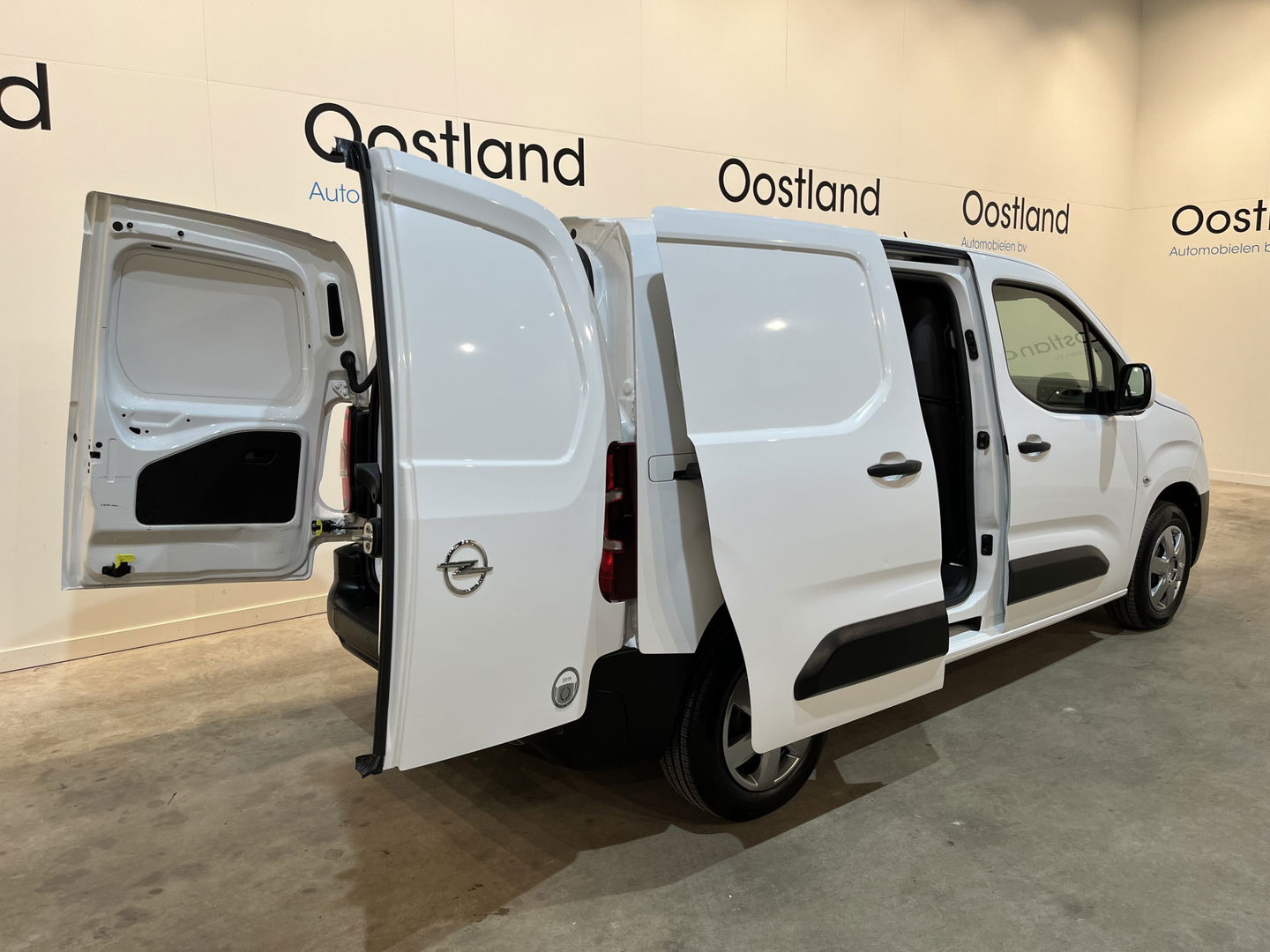 Opel Combo 1.5D L1H1 Edition / Euro 6 / Airco/ Cruise Control / PDC