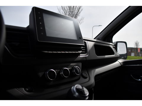 Renault Trafic 2.0 dCi 130 T30 L2H1 Luxe Black & White Edition Camera, Cruise, Carplay, LED, Clima, Multimedia, Trekhaak,