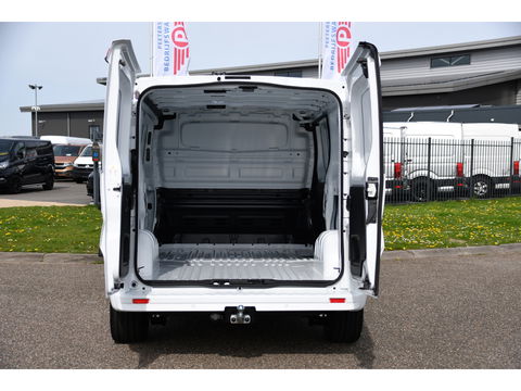Renault Trafic 2.0 dCi 130 T30 L2H1 Luxe Black & White Edition Camera, Cruise, Carplay, LED, Clima, Multimedia, Trekhaak,