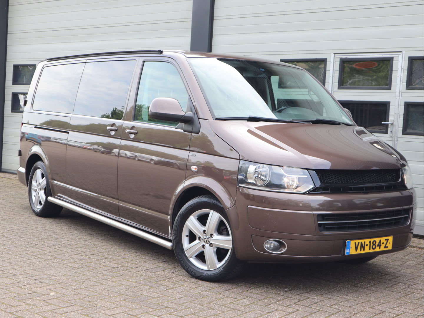 Volkswagen Transporter 2.0 TDI DSG-Automaat 132 kw - Camper 220V Led - Luifel