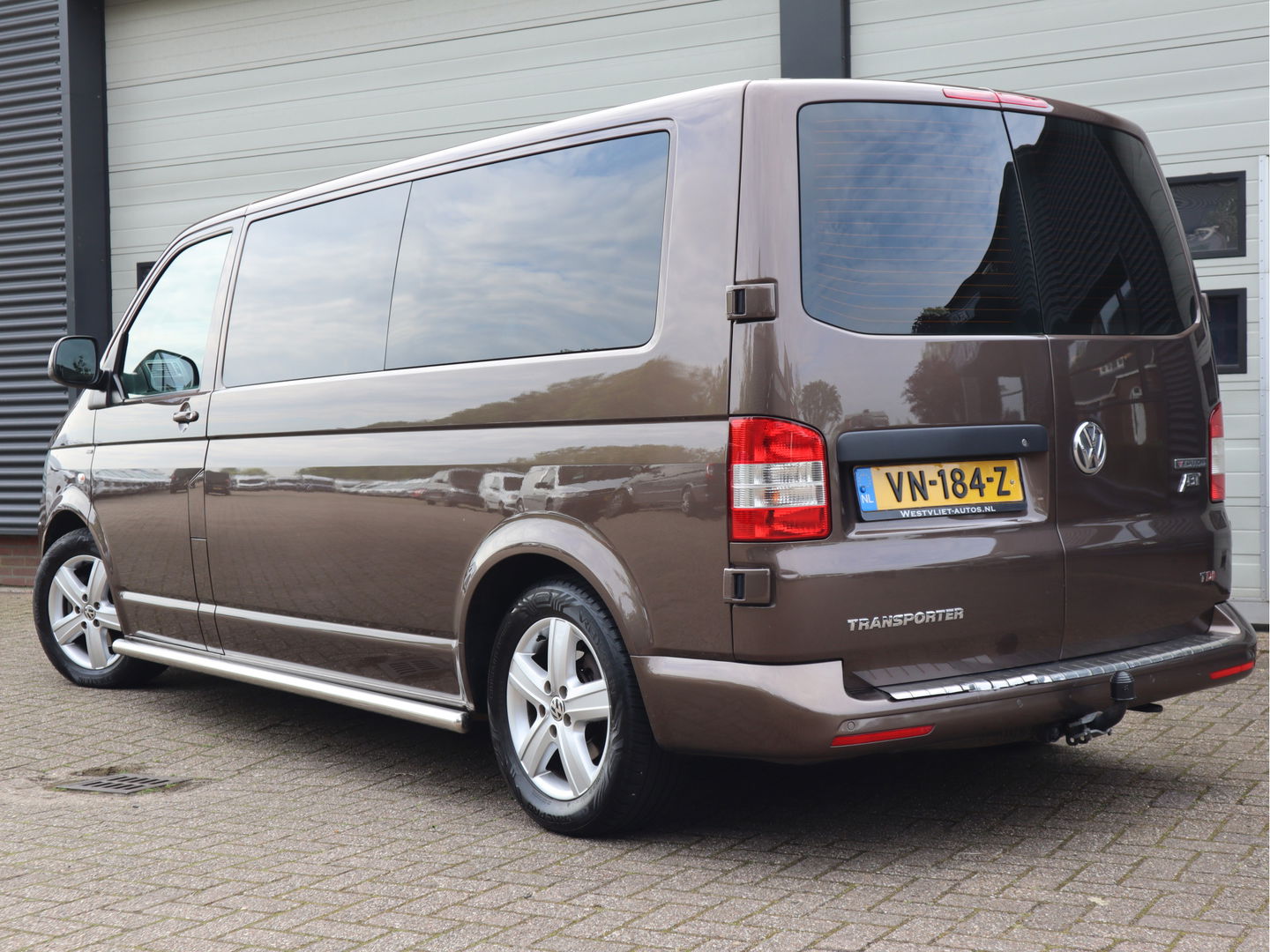 Volkswagen Transporter 2.0 TDI DSG-Automaat 132 kw - Camper 220V Led - Luifel