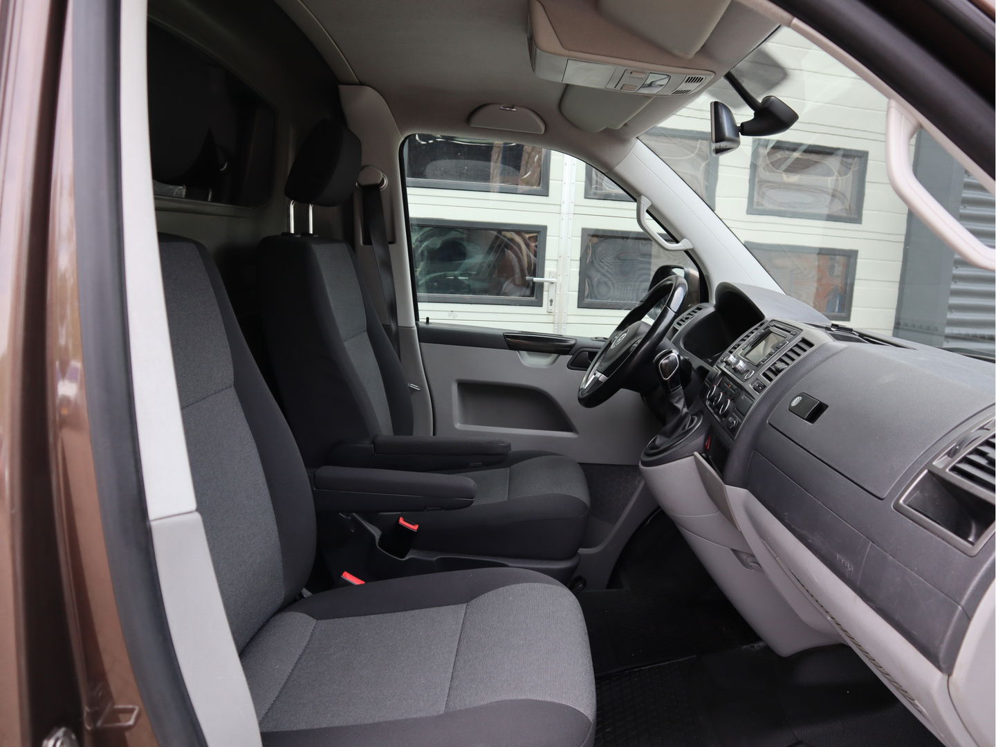 Volkswagen Transporter 2.0 TDI DSG-Automaat 132 kw - Camper 220V Led - Luifel