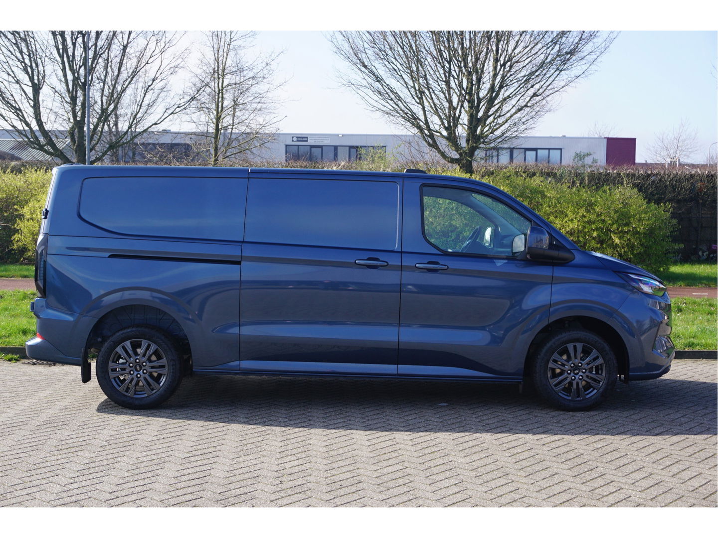 Ford Transit Custom 300L 170PK Limited AUT BPM VRIJ!! Navi, ACC, Trekhaak, 360° Cam, 17" LM, Alarm!! NR. 981