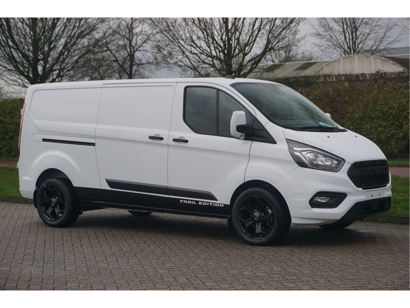 Ford Transit Custom 340L 130PK Trail Edition AUT BPM VRIJ!! Airco, Camera, Apple CP/Android A, 18" LM Velgen!! NR. 458