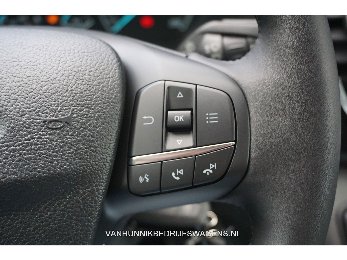 Ford Transit 350M 130PK L2H2 BPM VRIJ!! Clima, 12" Sync 4 met Navi, Trekhaak!! NR. 298