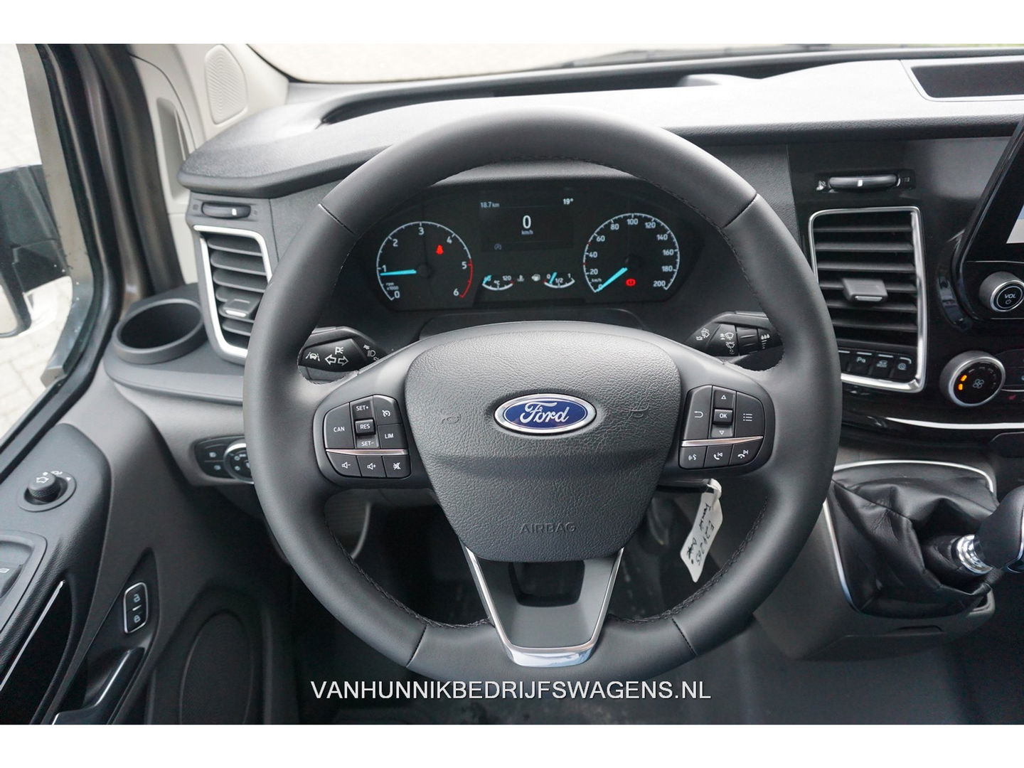 Ford Transit Custom 300L Active 130PK BPM VRIJ!! Airco, Apple CP/Android Auto / Camera, 17"LM!! NR. 396