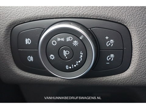 Ford Transit Custom 300L Active 130PK BPM VRIJ!! Airco, Apple CP/Android Auto / Camera, 17"LM!! NR. 396