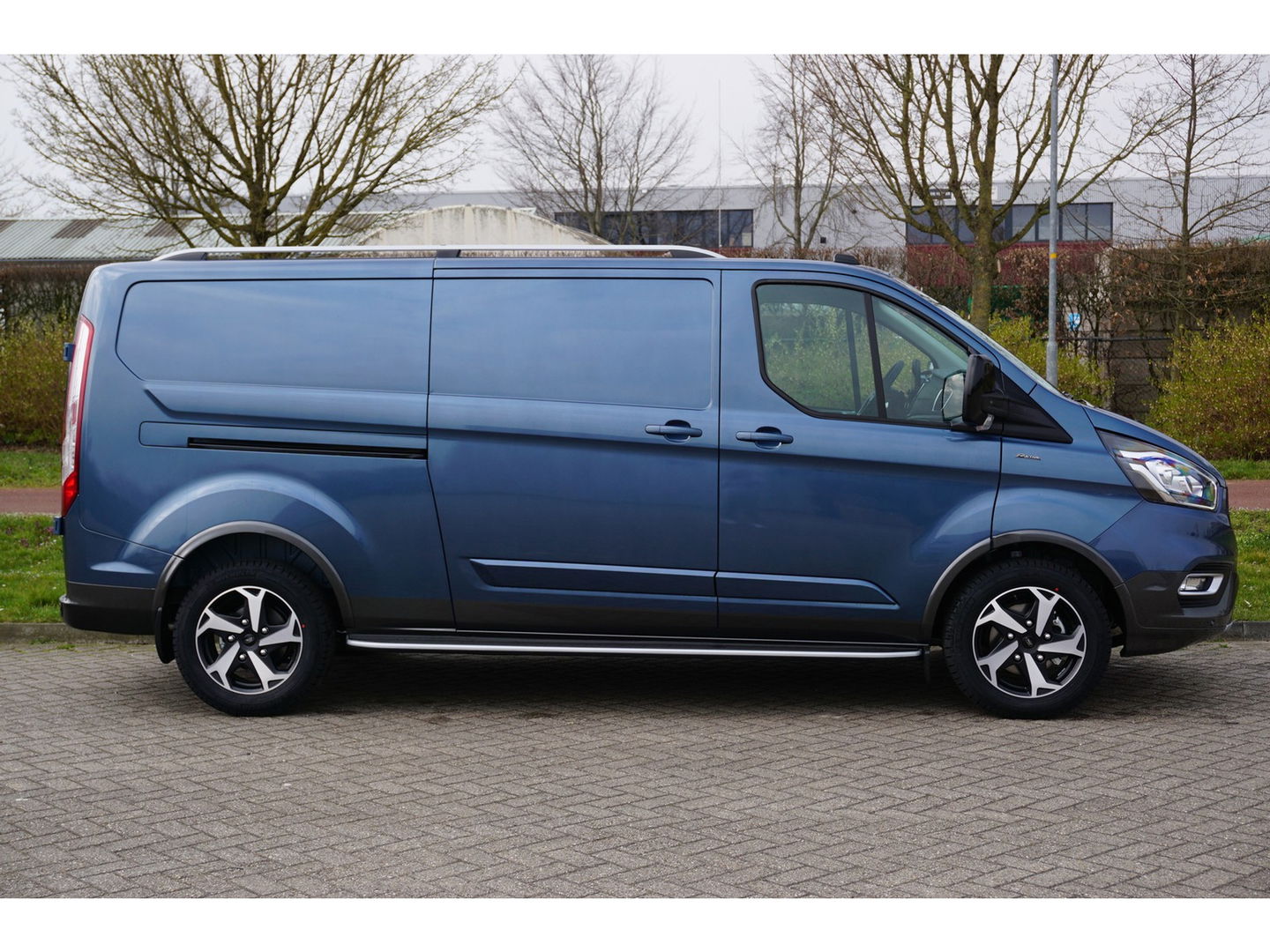 Ford Transit Custom 300L Active 130PK BPM VRIJ!! Airco, Apple CP/Android Auto / Camera, 17"LM!! NR. 340