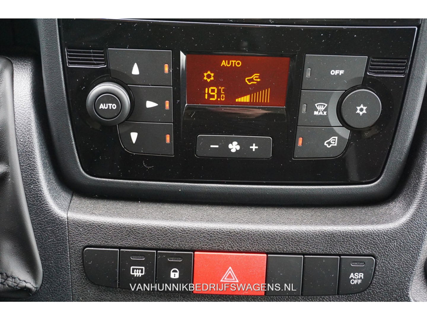 Opel Movano 3500 2.2 CDTI 140PK L2H2 BPM VRIJ!! Climate, Cruise, Navi!!! Nr. 788