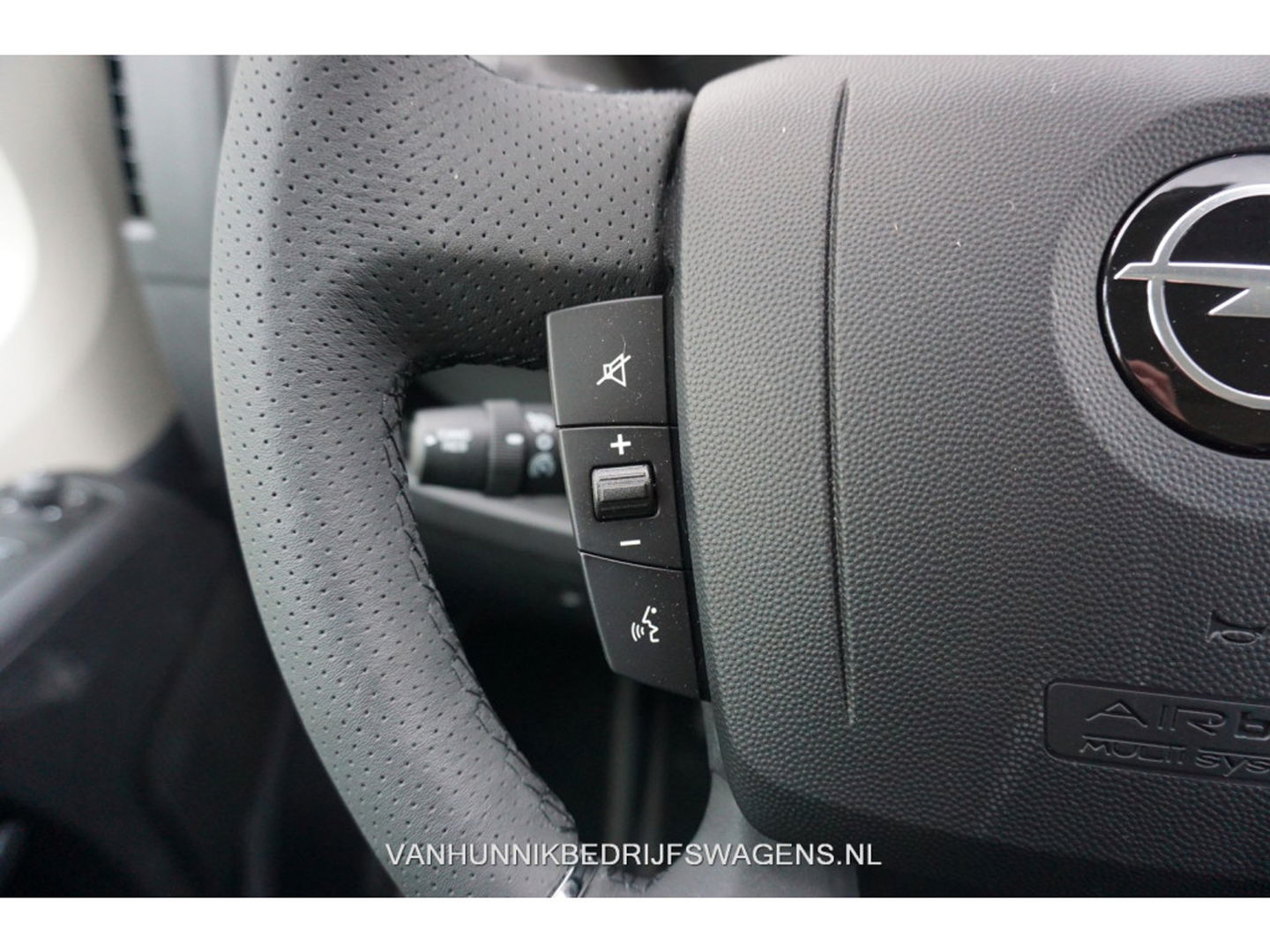 Opel Movano 3500 2.2 CDTI 140PK L2H2 BPM VRIJ!! Climate, Cruise, Navi!!! Nr. 788