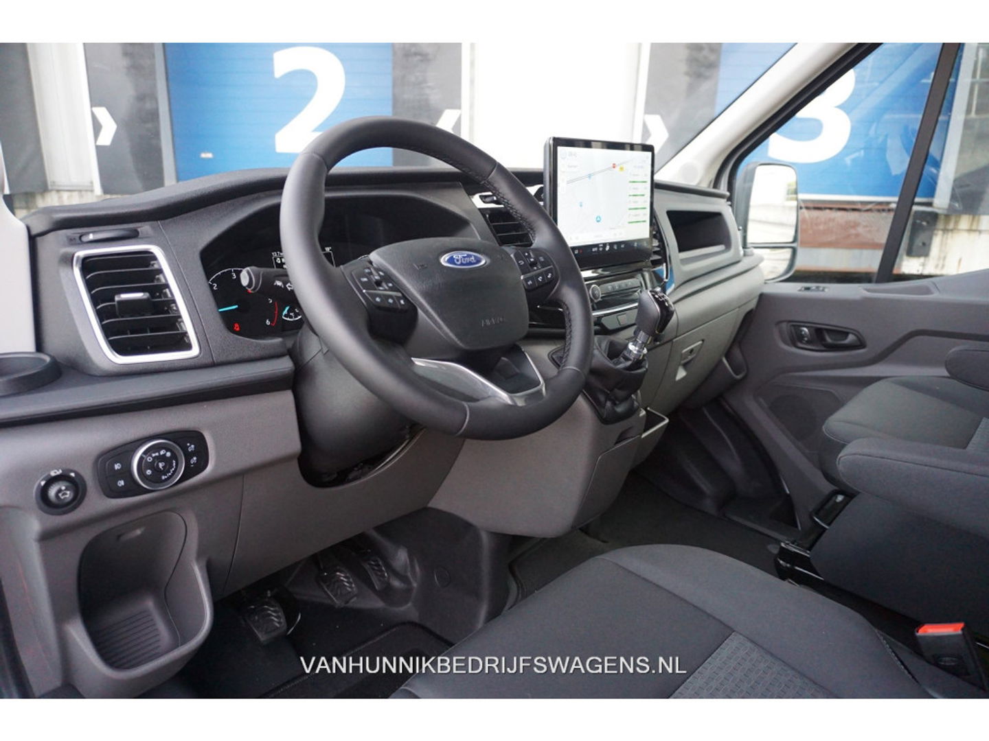 Ford Transit 350L 130PK L3H2 Trend BPM VRIJ!! Clima, 12" Sync 4 scherm Navi, 270° deur, Trekhaak!! NR. 330