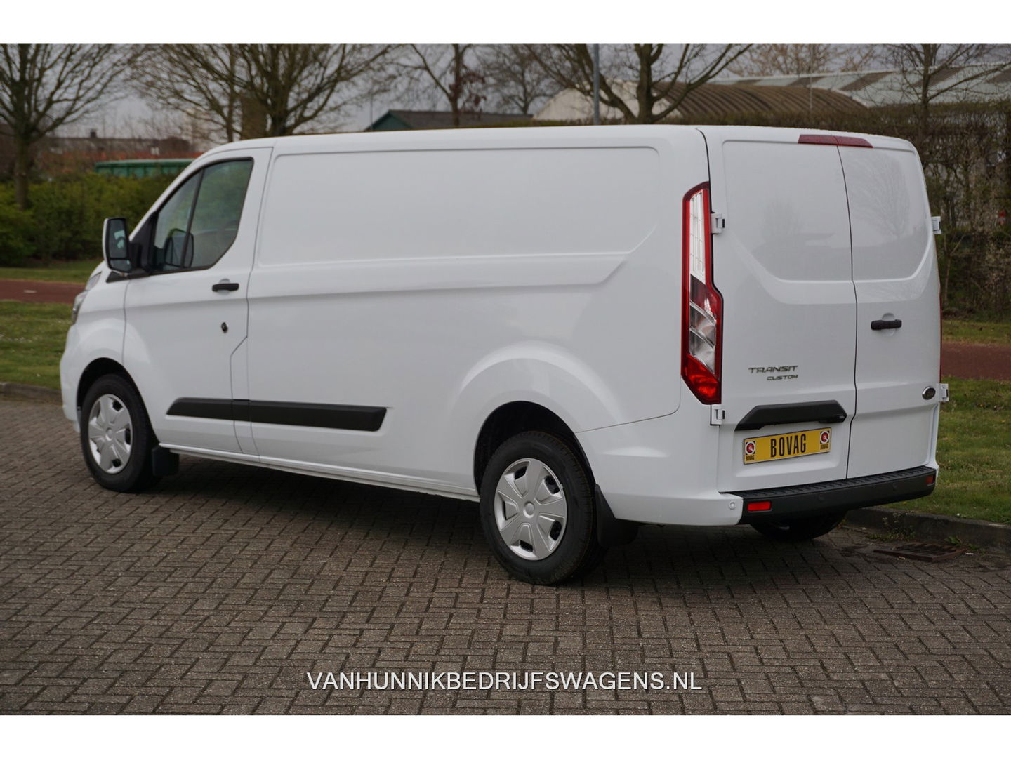 Ford Transit Custom 300L 130 PK Trend DEMO Auto BPM VRIJ!! Airco, Cruise, PDC, Navi!! NR. 320