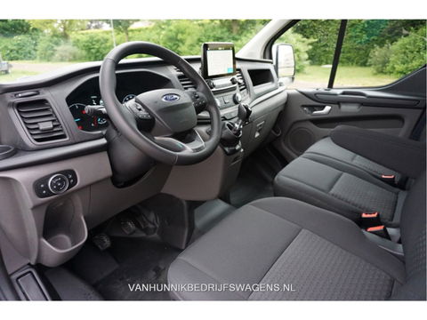 Ford Transit Custom 300L 130PK Trend BPM VRIJ!! Airco, Cruise, Navi, Trekhaak!! NR. 134