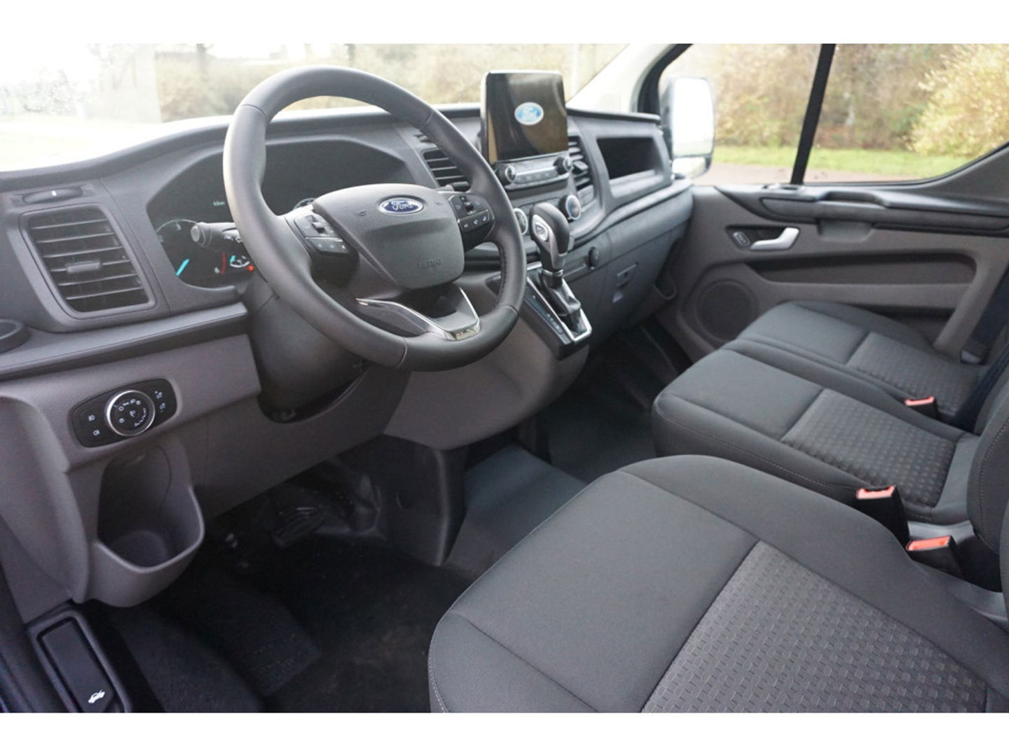 Ford Transit Custom 300L 130PK Trend Aut BPM VRIJ!! Airco, Cruise, Navi, Camera NR. 858