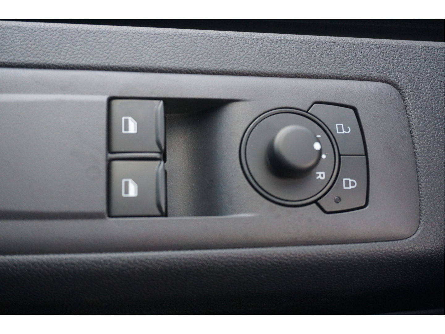 Ford Transit Custom 320L 136PK Limited BPM VRIJ!! 13" Sync 4 Apple CP, Cam, 17" LM, LED!! NR. 912