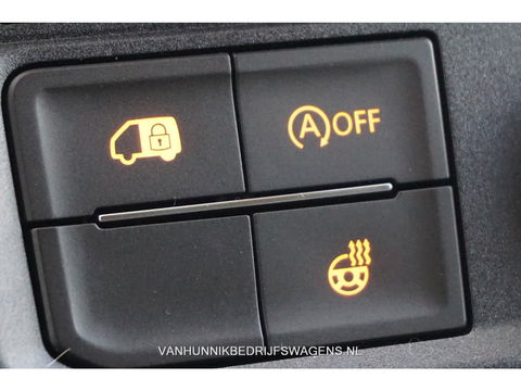 Volkswagen Crafter 35 177PK L3H3 AUT BPM VRIJ!! Navi, Camera, Gev. Stoel, Alarm, LED, 2x Schuifdeur!! NR. 960