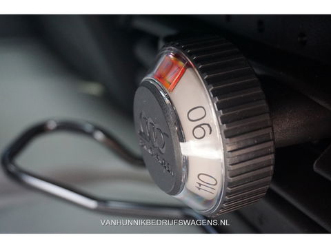 Volkswagen Crafter 35 177PK L3H3 AUT BPM VRIJ!! Navi, Camera, Gev. Stoel, Alarm, LED, 2x Schuifdeur!! NR. 960