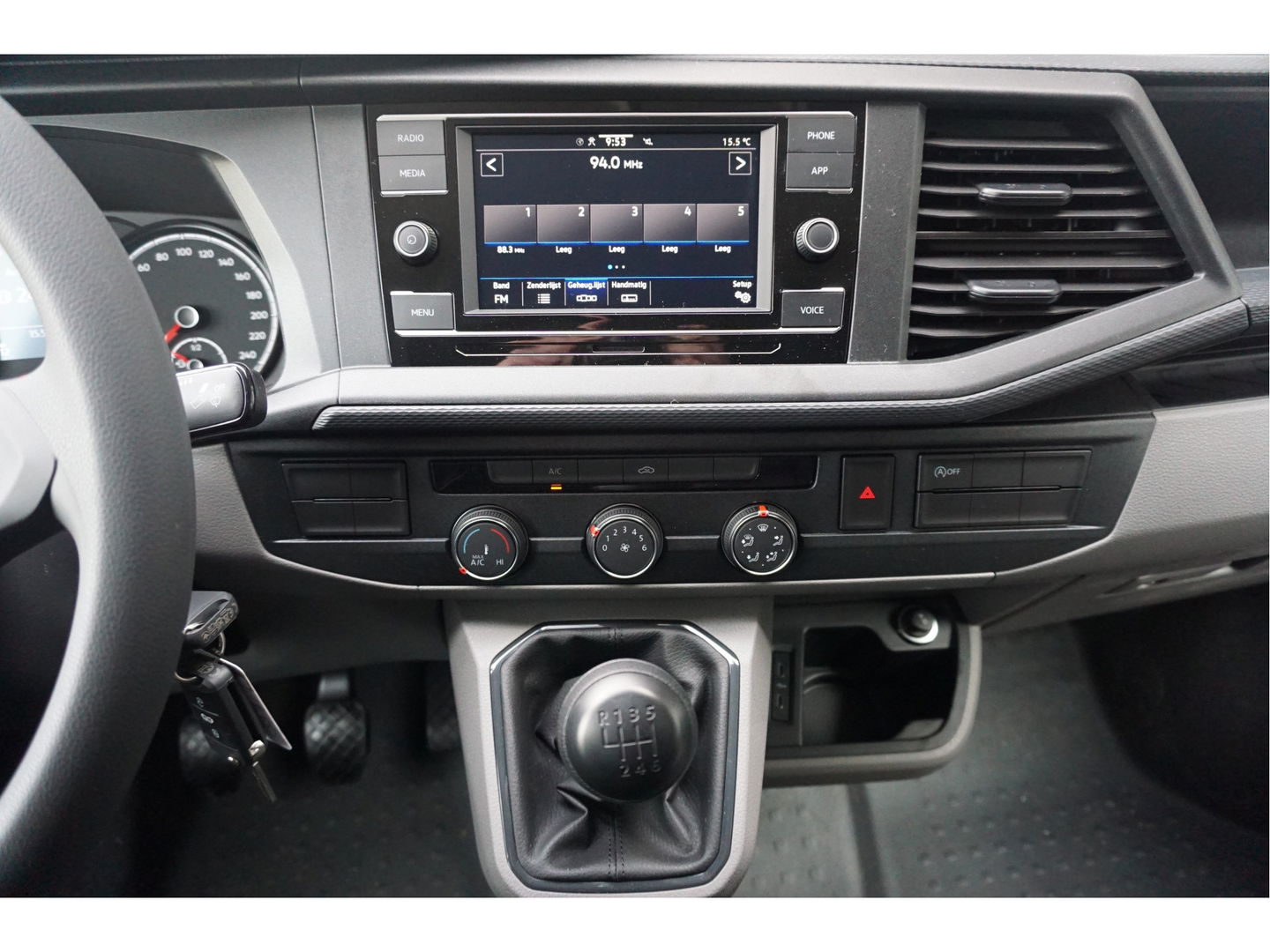 Volkswagen Transporter T6.1 2.0TDI 150PK BPM VRIJ!! App Connect, Cruise, Airco, Betimmering! NR. 731