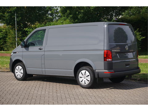 Volkswagen Transporter T6.1 2.0TDI 150PK BPM VRIJ!! App Connect, Cruise, Airco, Betimmering! NR. 731