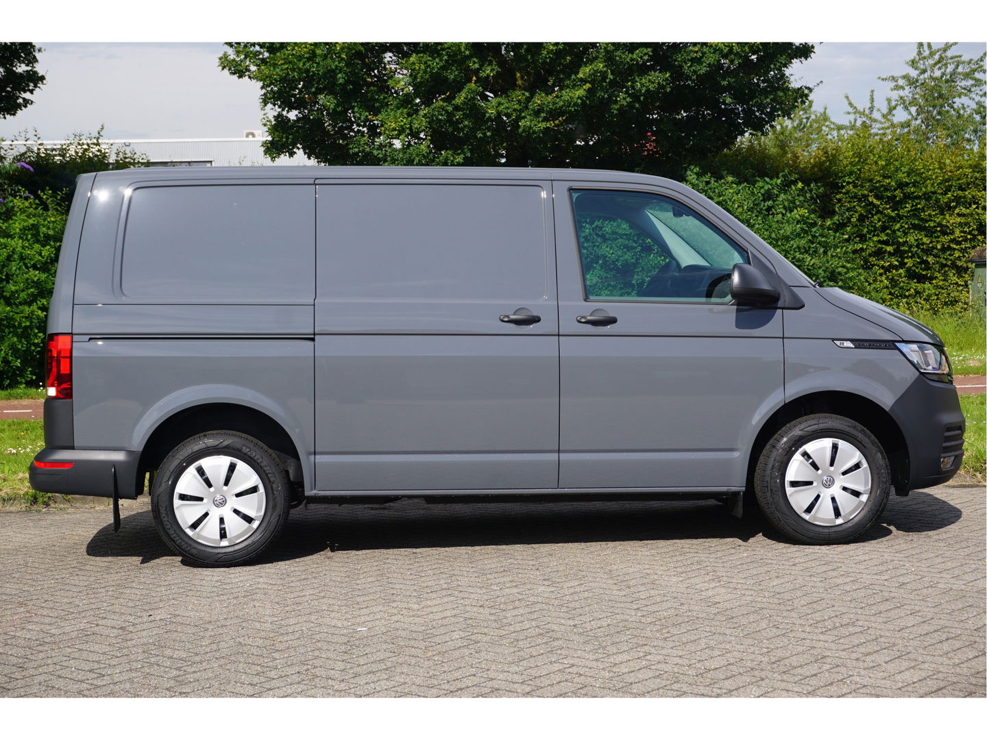 Volkswagen Transporter T6.1 2.0TDI 150PK BPM VRIJ!! App Connect, Cruise, Airco, Betimmering! NR. 731