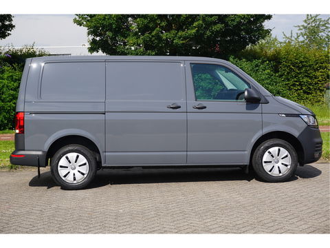 Volkswagen Transporter T6.1 2.0TDI 150PK BPM VRIJ!! App Connect, Cruise, Airco, Betimmering! NR. 731