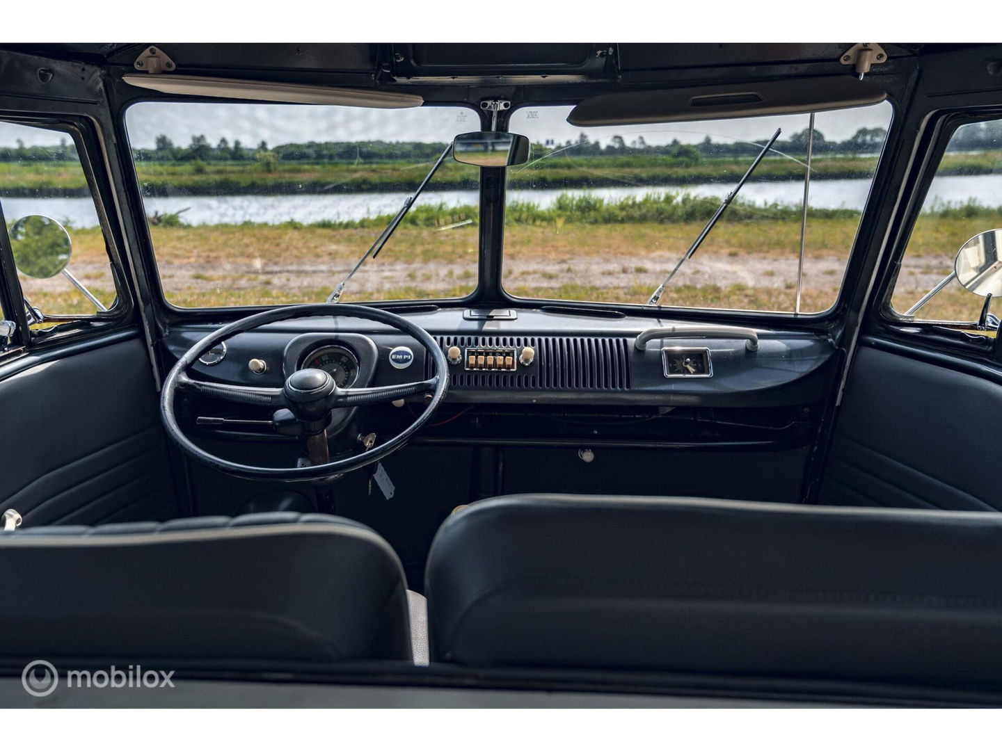 Volkswagen T1 Kombi | Europees geleverd | 8 zitplaatsen