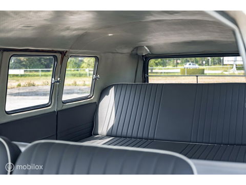 Volkswagen T1 Kombi | Europees geleverd | 8 zitplaatsen