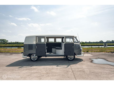 Volkswagen T1 Kombi | Europees geleverd | 8 zitplaatsen