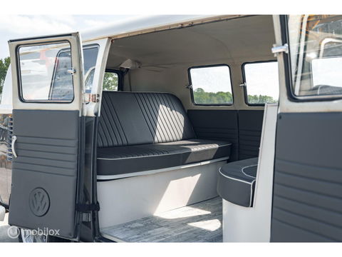 Volkswagen T1 Kombi | Europees geleverd | 8 zitplaatsen