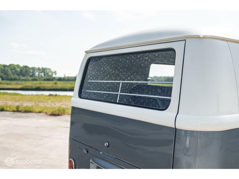 Volkswagen T1 Kombi | Europees geleverd | 8 zitplaatsen