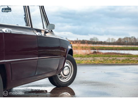 Alfa Romeo Giulia 1300Ti | Klassieker | Dellorto