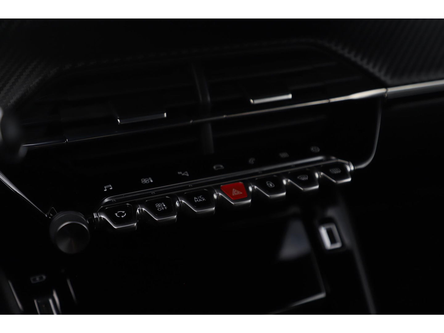 Peugeot 208 1.2 PureTech GT-Line Automaat Half Leder Virtual Cockpit Navigatie Camera Clima Carplay Android Bluetooth 17 inch LMV LED