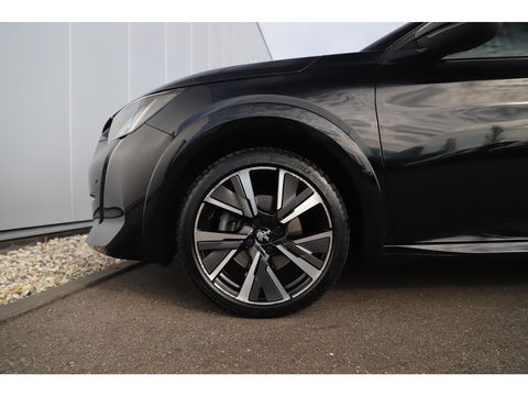 Peugeot 208 1.2 PureTech GT-Line Automaat Half Leder Virtual Cockpit Navigatie Camera Clima Carplay Android Bluetooth 17 inch LMV LED