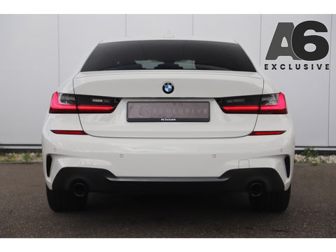 BMW 3 Serie 318i Executive Edition M Sport Automaat Black Optic Full LED Head Up Display Digital Cockpit Half Leder Sportstoelen Navigatie Carplay Bluetooth 19 inch M Velgen