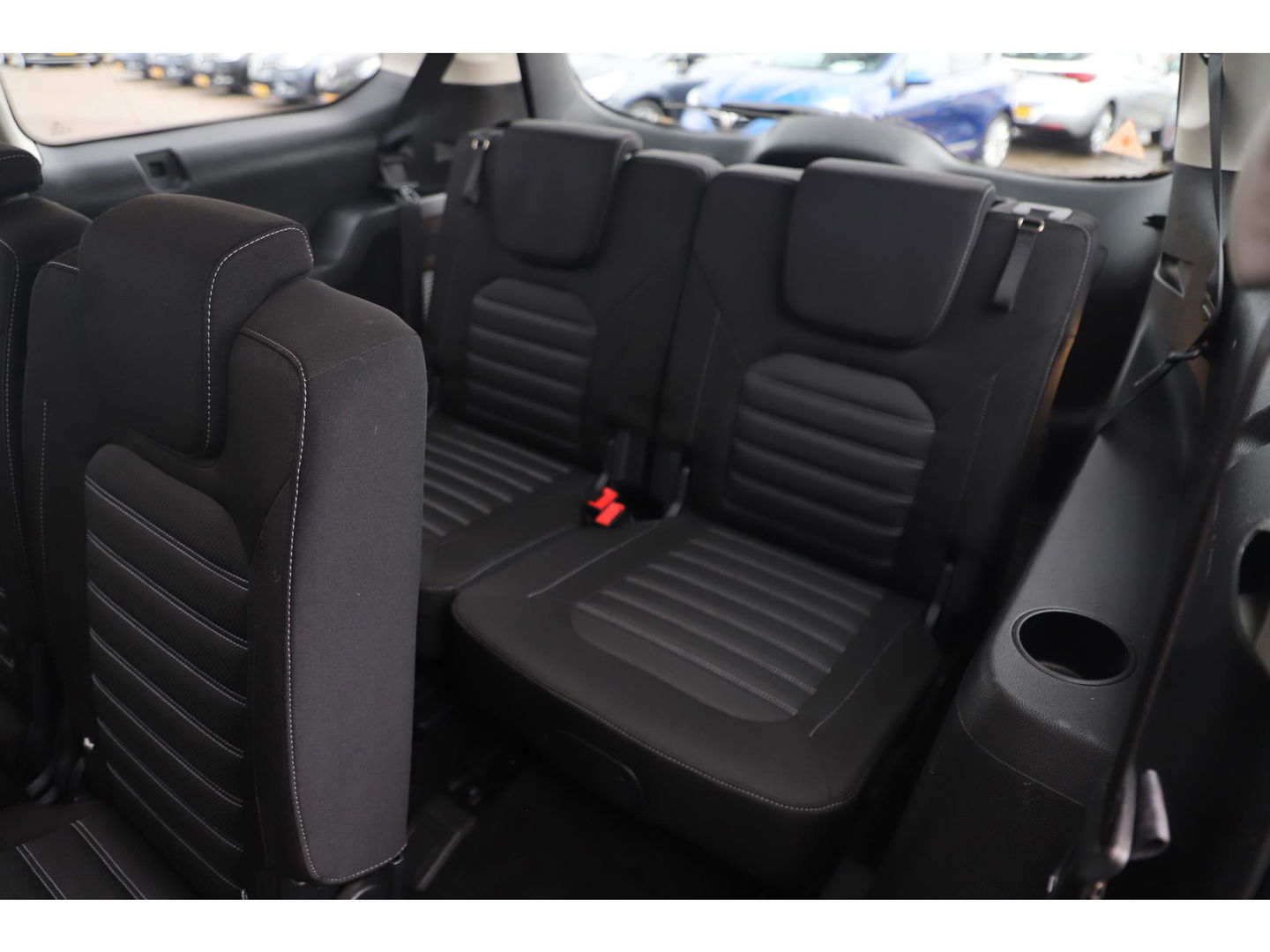 Ford Galaxy 1.5 Titanium 7 Persoons Navigatie Clima Cruise PDC Stoelverwarming Carplay Android