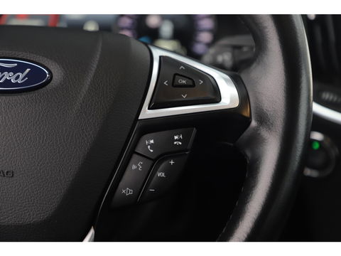 Ford Galaxy 1.5 Titanium 7 Persoons Navigatie Clima Cruise PDC Stoelverwarming Carplay Android