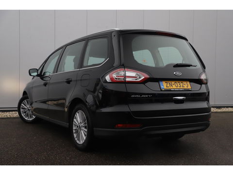 Ford Galaxy 1.5 Titanium 7 Persoons Navigatie Clima Cruise PDC Stoelverwarming Carplay Android