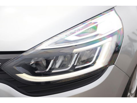 Renault Clio Estate 0.9 TCe Intens Trekhaak Keyless Navigatie Clima Cruise Achteruitrijcamera PDC Bluetooth Full LED