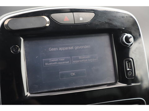 Renault Clio Estate 0.9 TCe Intens Trekhaak Keyless Navigatie Clima Cruise Achteruitrijcamera PDC Bluetooth Full LED
