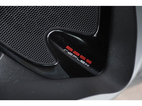 Renault Clio Estate 0.9 TCe Intens Trekhaak Keyless Navigatie Clima Cruise Achteruitrijcamera PDC Bluetooth Full LED
